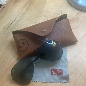 Ray Ban Total Black Aviator Sunglasses